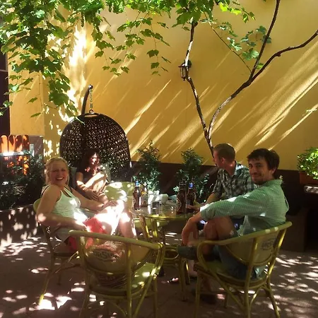 Transylvania Hostel *